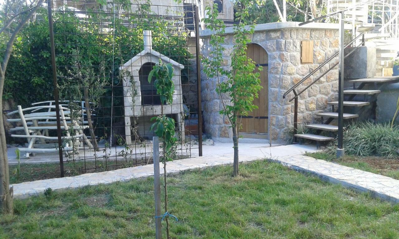 Apartmani Marija Starigrad Paklenica Εξωτερικό φωτογραφία