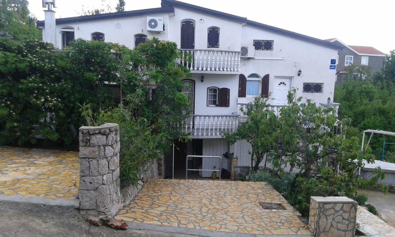 Apartmani Marija Starigrad Paklenica Εξωτερικό φωτογραφία