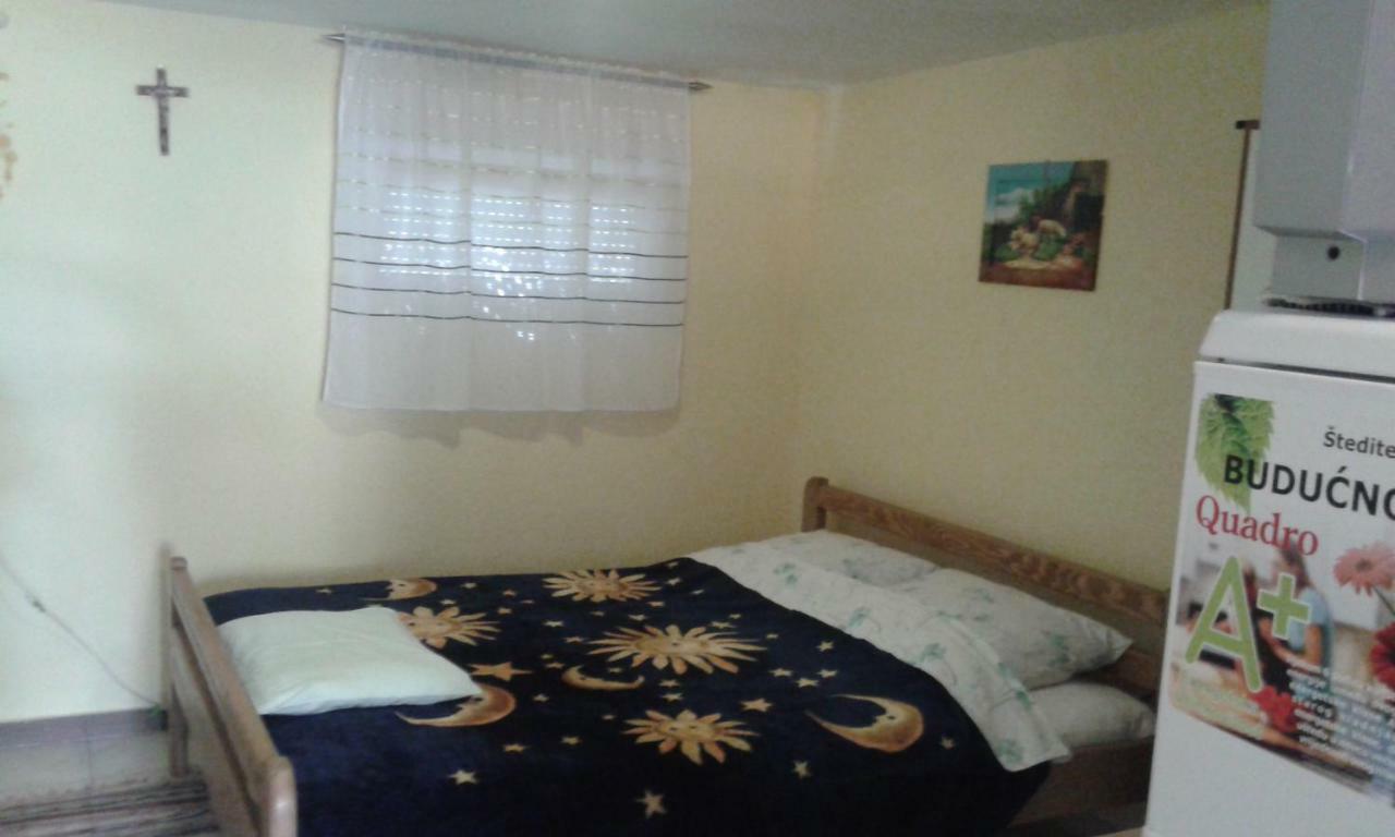 Apartmani Marija Starigrad Paklenica Εξωτερικό φωτογραφία